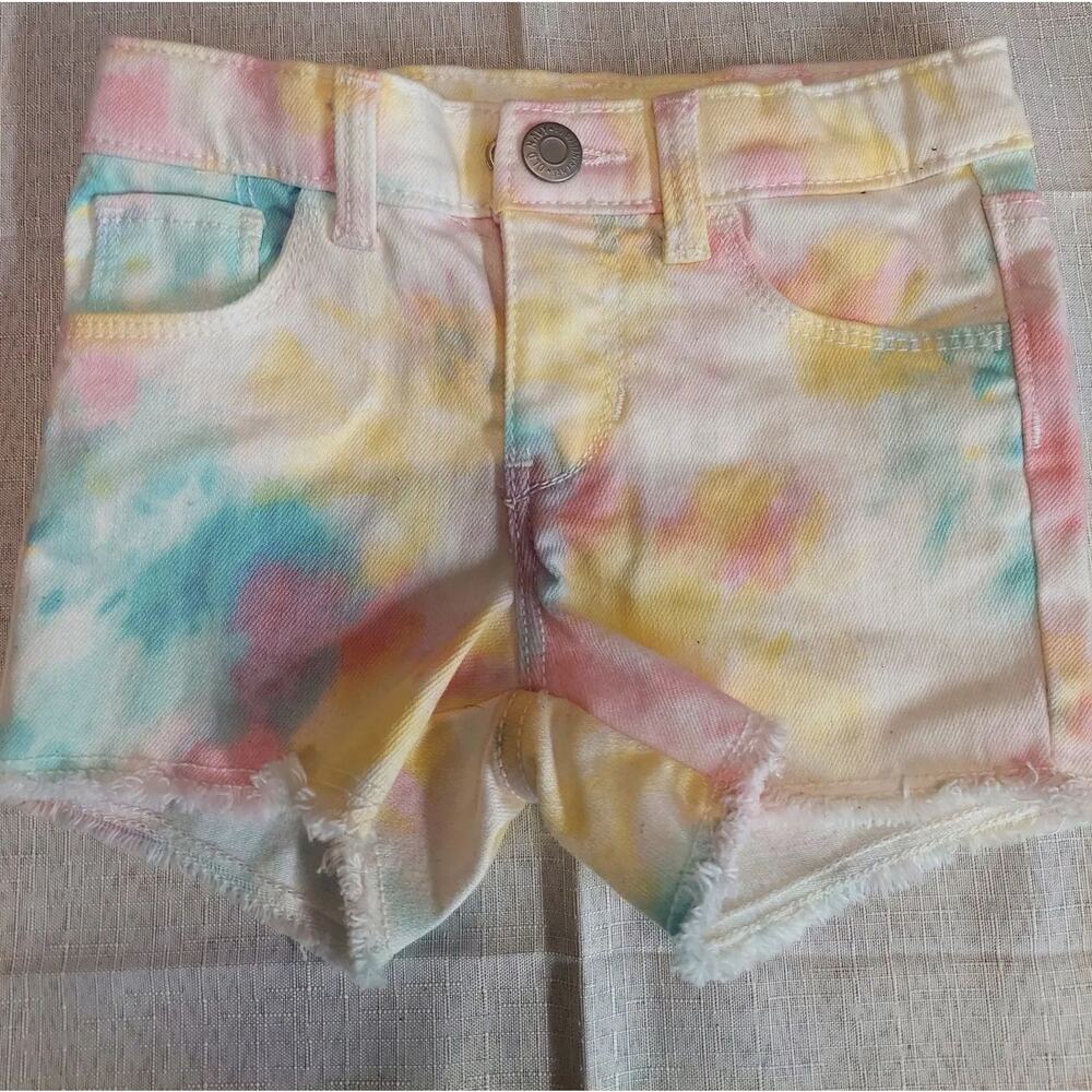 Old Navy Girls Denim Shorts Size 3T Multicolor Tie Dye Cutoff Frayed Hem